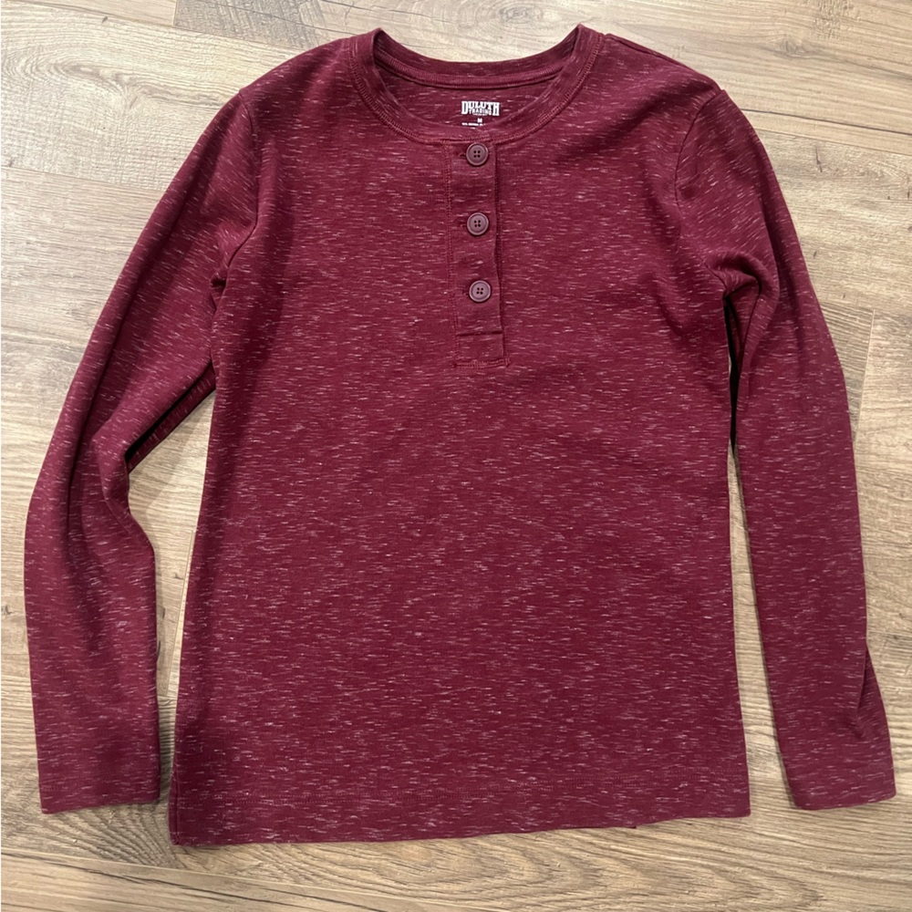 Duluth Trading Co Women’s Thermal Henley size M - burgundy red heather
